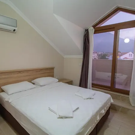 Prestij Garden 4+1 , Oezel Havuzlu, וילה *